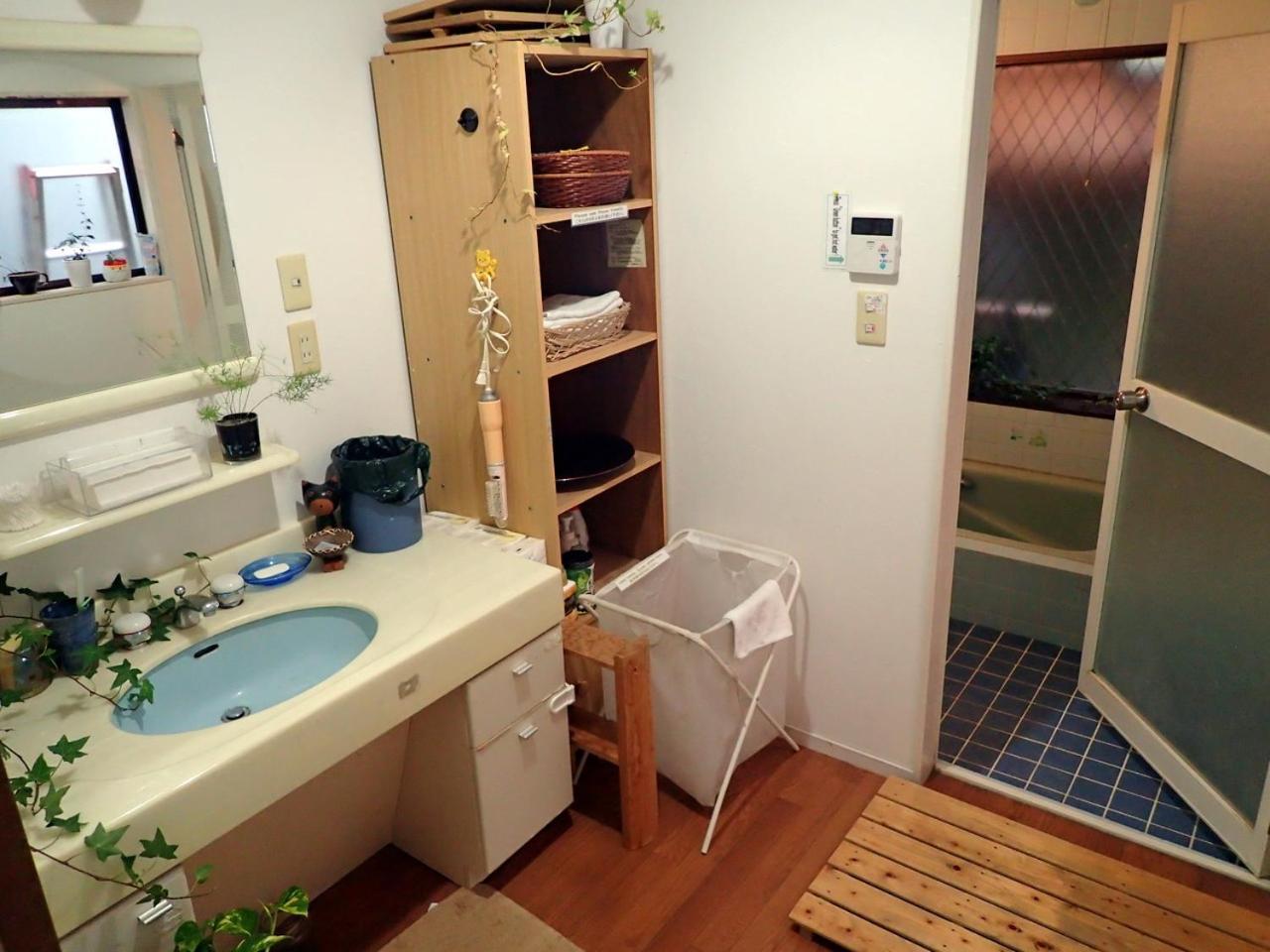 Хостел Kumano Backpackers Танабе Экстерьер фото